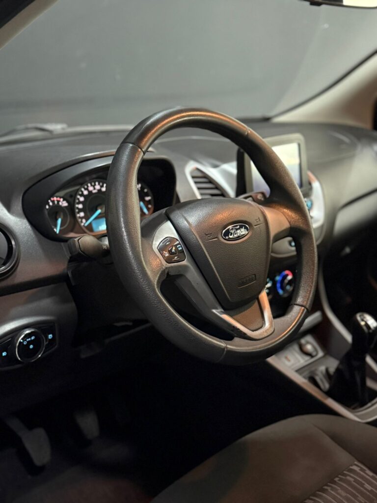 Ford : Ka 1.0 SE:SE Plus TiVCT Flex 5p7