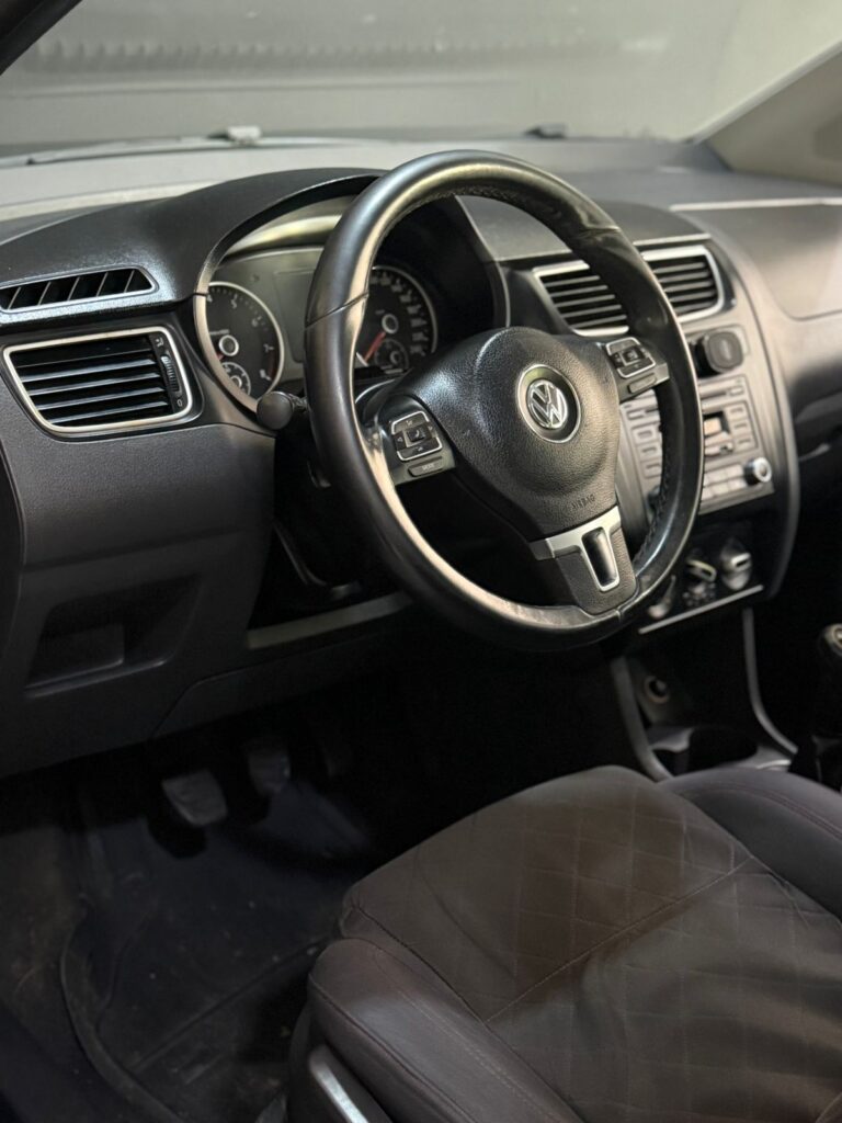 VW - VolksWagen : Fox PRIME:Higli. 1.6 Total Flex 8V 5p6