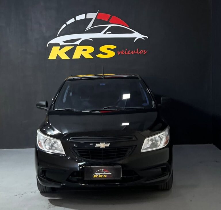 🚘 GM - Chevrolet - ONIX HATCH LS 1.0 8V FlexPower 5p Mec. 📅 2015-2015 💰 Preço- R$ 45.900,00—— (1)