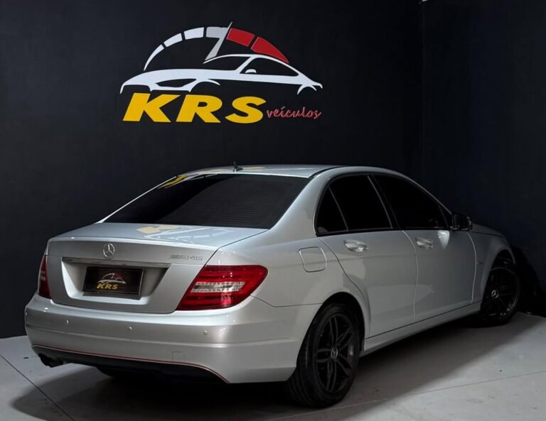 🚘 Mercedes-Benz - C-180 CGI Classic 1.8 16V 156cv Aut. 📅 2011-2012 💰 Preço- R$ 69.900,00————— (2)
